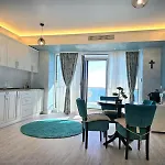 Edyson White Titanic By Endless Summer - Premium Sea View アパート *