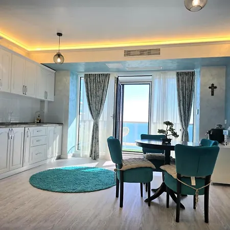 Edyson White Titanic By Endless Summer - Premium Sea View Daire *