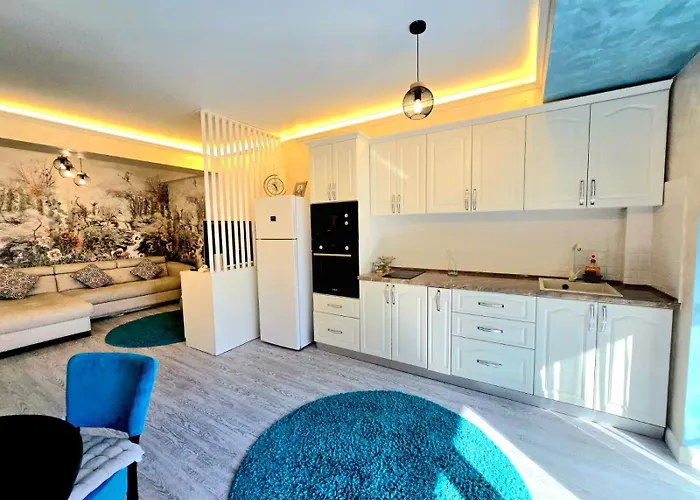Edyson White Titanic By Endless Summer - Premium Sea View Apartment *